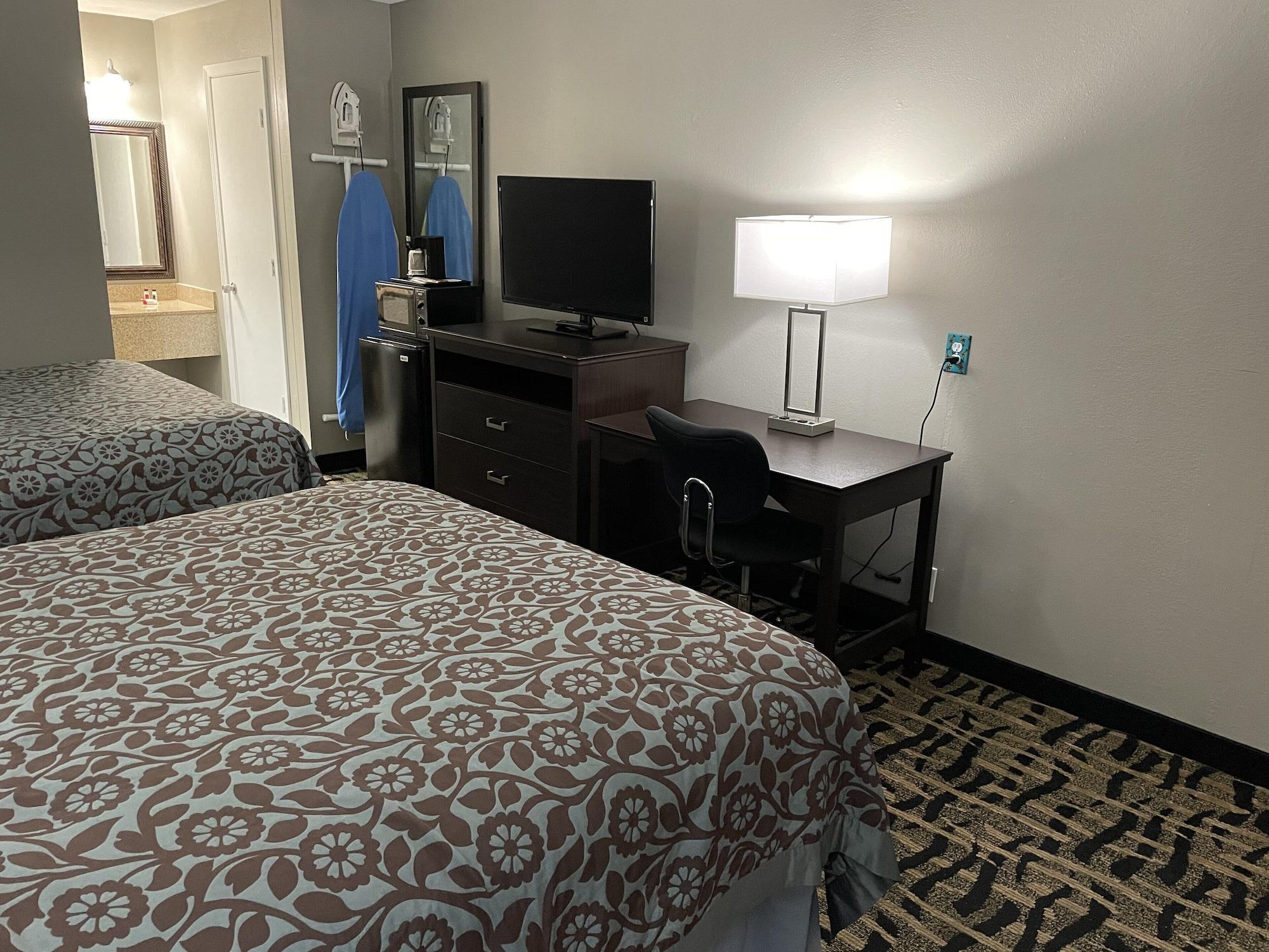 Days Inn & Suites By Wyndham Collierville Germantown Area Extérieur photo