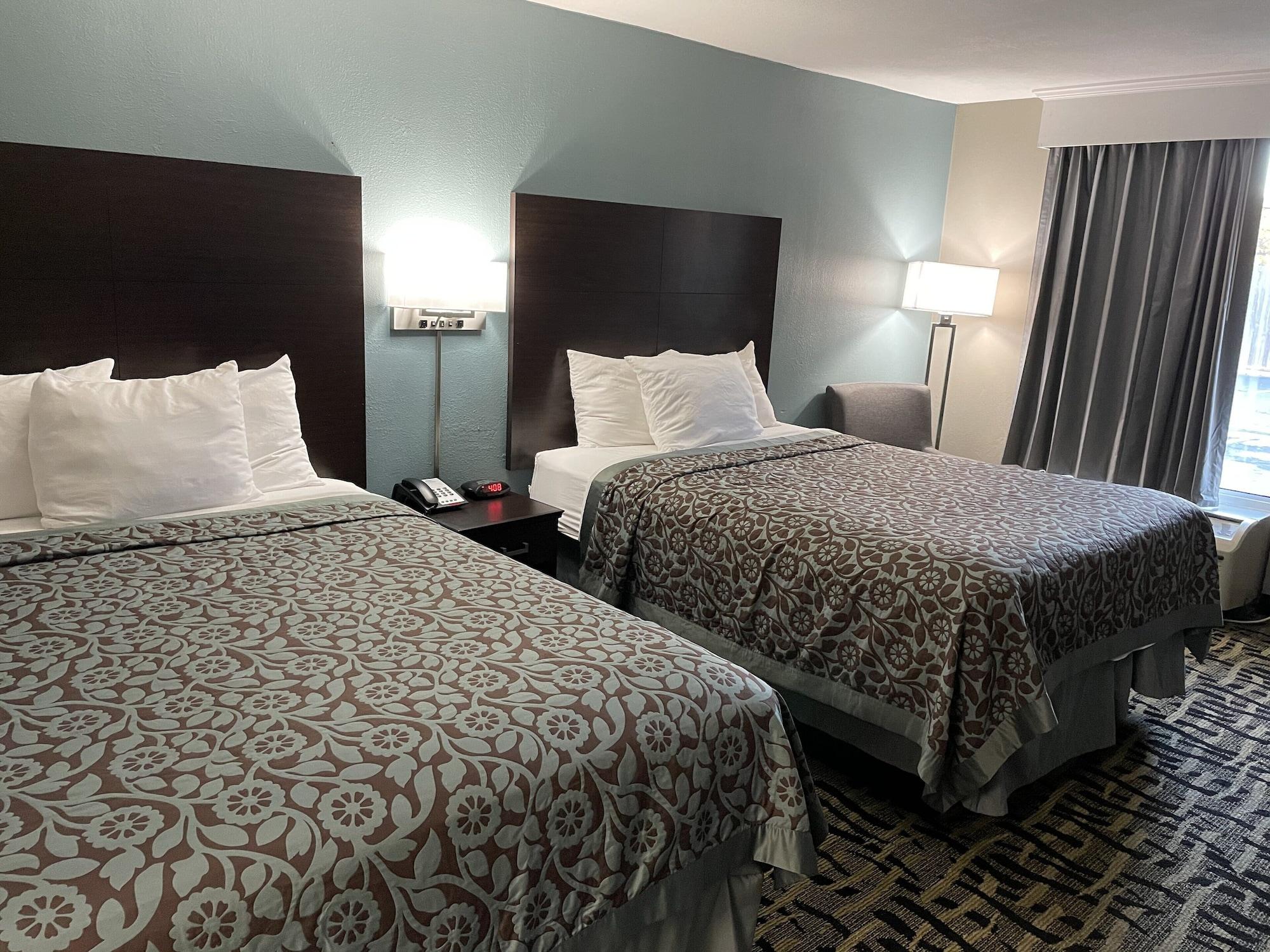 Days Inn & Suites By Wyndham Collierville Germantown Area Extérieur photo