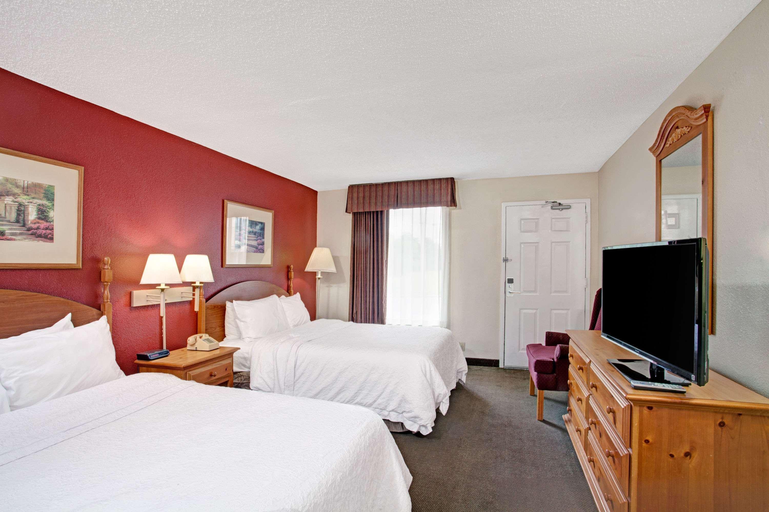 Days Inn & Suites By Wyndham Collierville Germantown Area Extérieur photo